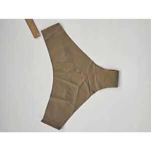 Skims thong panty Nwt